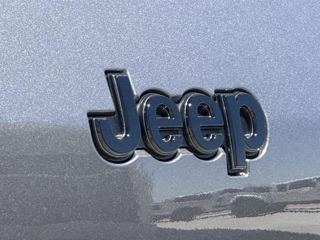 new 2025 Jeep Grand Cherokee L car, priced at $45,167