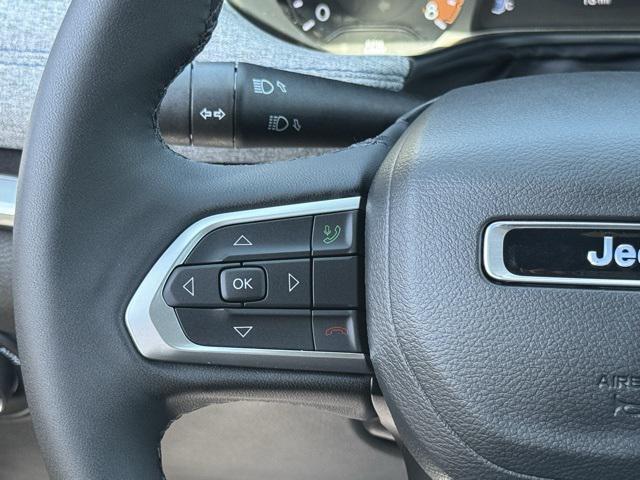 new 2025 Jeep Compass car, priced at $30,760