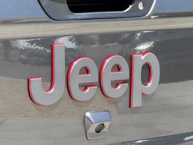 new 2025 Jeep Gladiator car, priced at $55,004