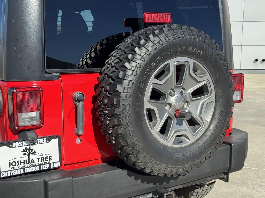 used 2015 Jeep Wrangler Unlimited car, priced at $15,500