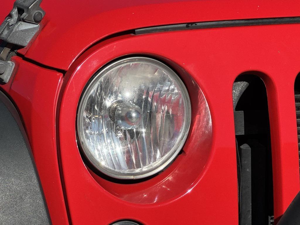 used 2015 Jeep Wrangler Unlimited car, priced at $15,500