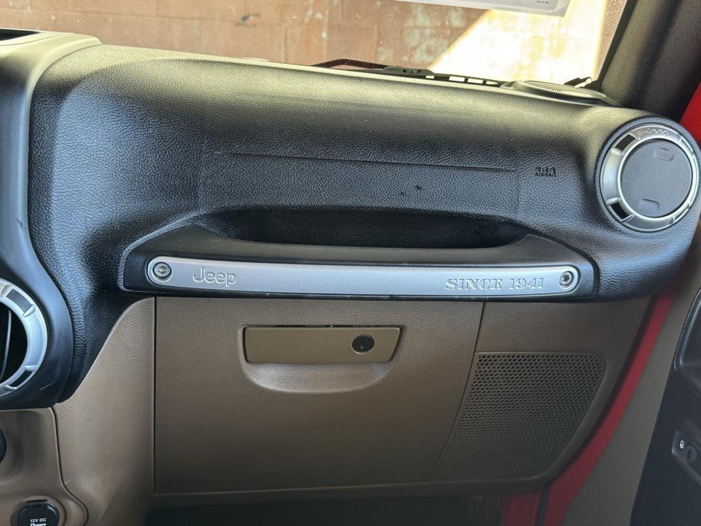 used 2015 Jeep Wrangler Unlimited car, priced at $15,500