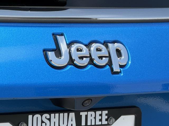 new 2025 Jeep Compass car, priced at $30,760