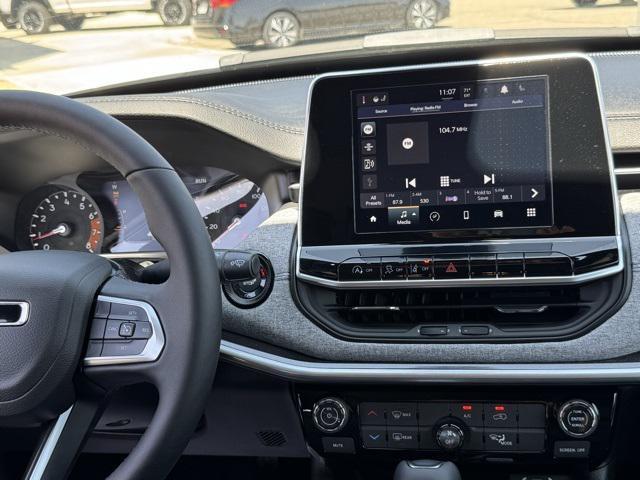 new 2025 Jeep Compass car, priced at $30,165
