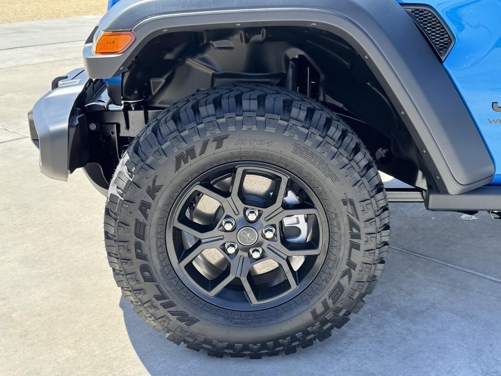new 2025 Jeep Wrangler car, priced at $53,075