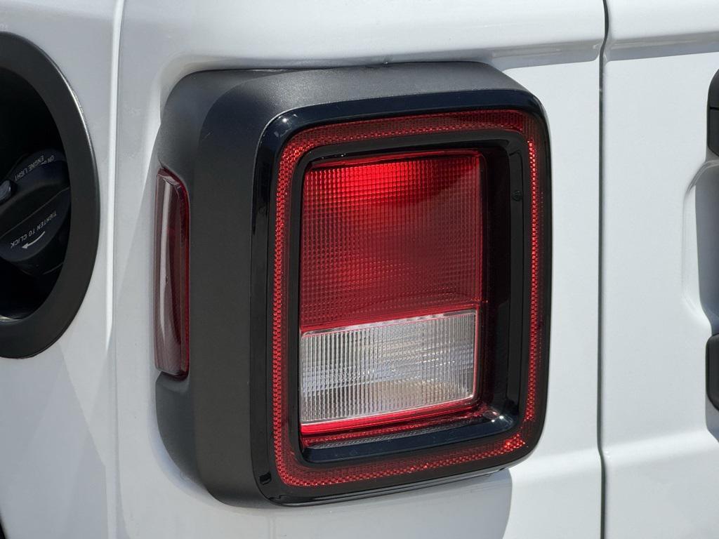new 2025 Jeep Wrangler car, priced at $52,480