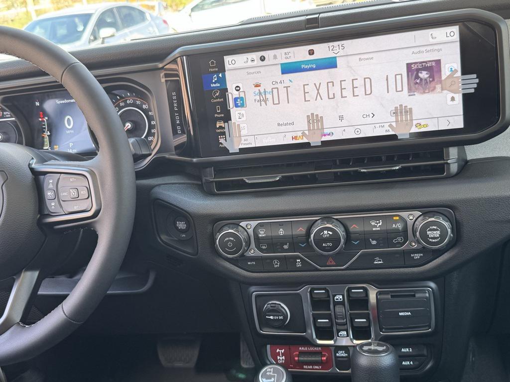 new 2025 Jeep Wrangler car, priced at $52,480