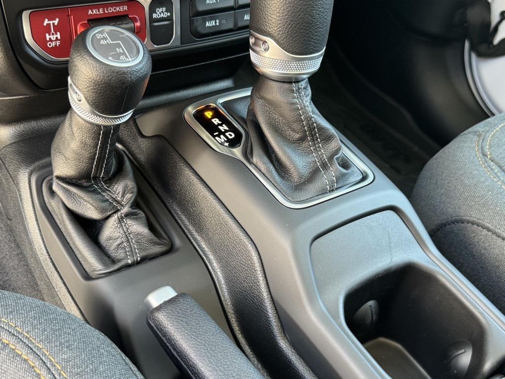 new 2025 Jeep Wrangler car, priced at $52,480