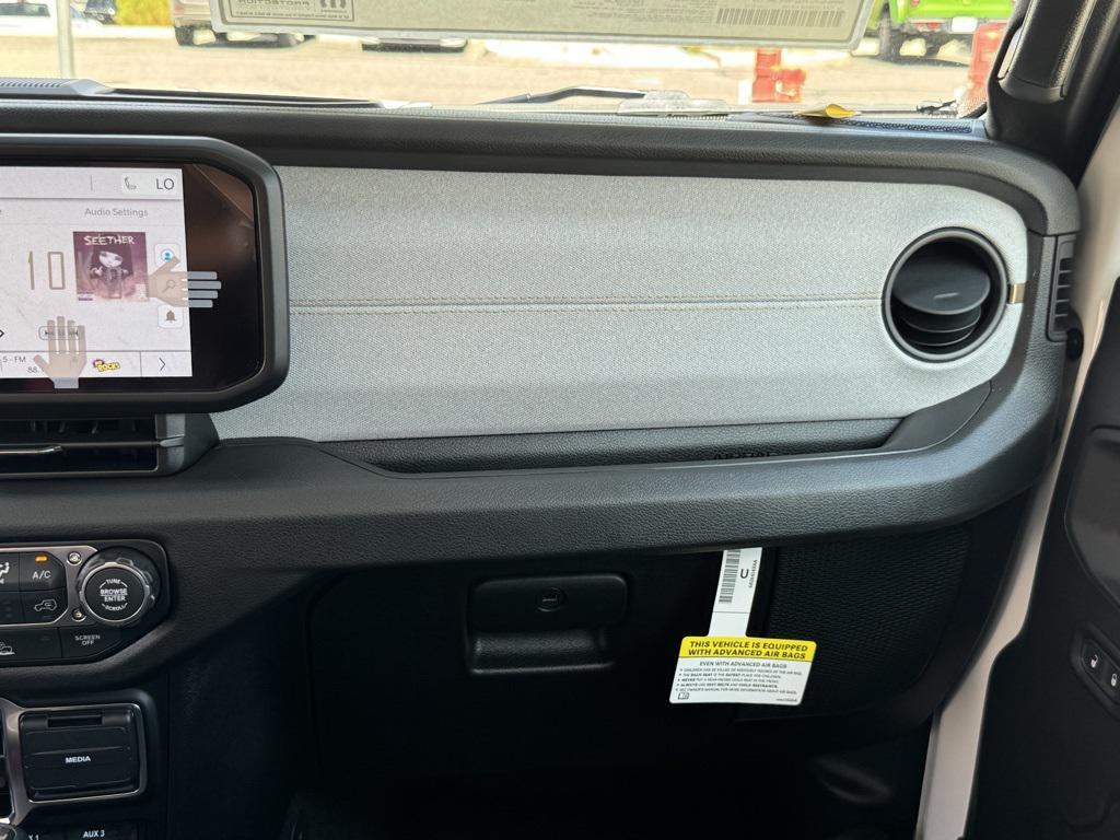 new 2025 Jeep Wrangler car, priced at $52,480