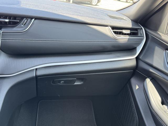 new 2025 Jeep Grand Cherokee L car, priced at $46,595