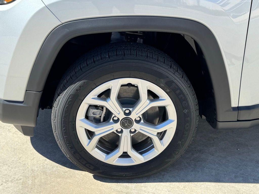 new 2025 Jeep Compass car, priced at $24,647