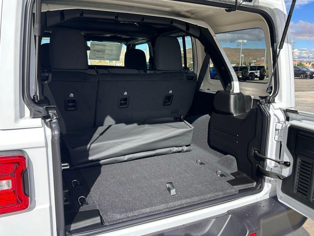 new 2026 Jeep Wrangler car, priced at $55,560