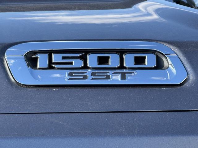 new 2025 Ram 1500 car, priced at $44,114