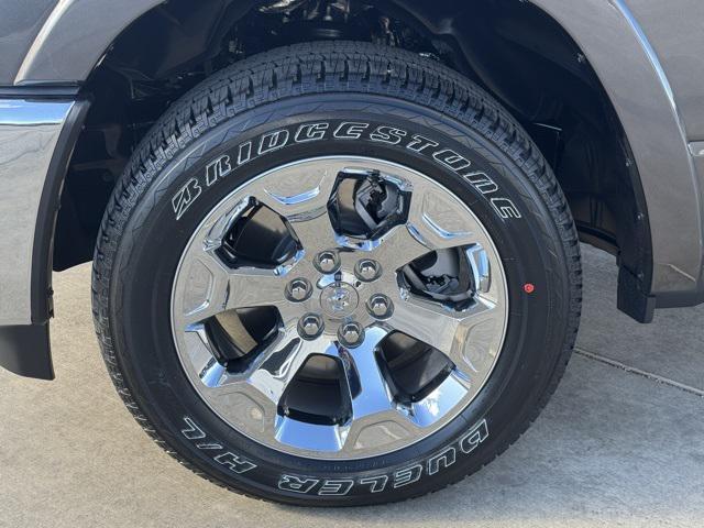 new 2025 Ram 1500 car, priced at $44,114