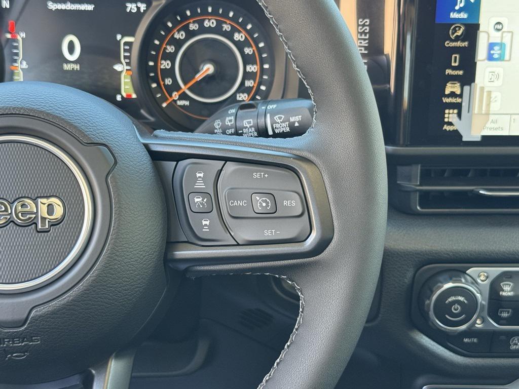 new 2025 Jeep Wrangler car, priced at $52,575