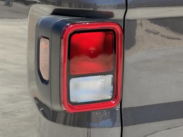 new 2025 Jeep Gladiator car, priced at $44,502