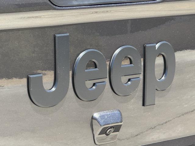 new 2025 Jeep Gladiator car, priced at $44,502