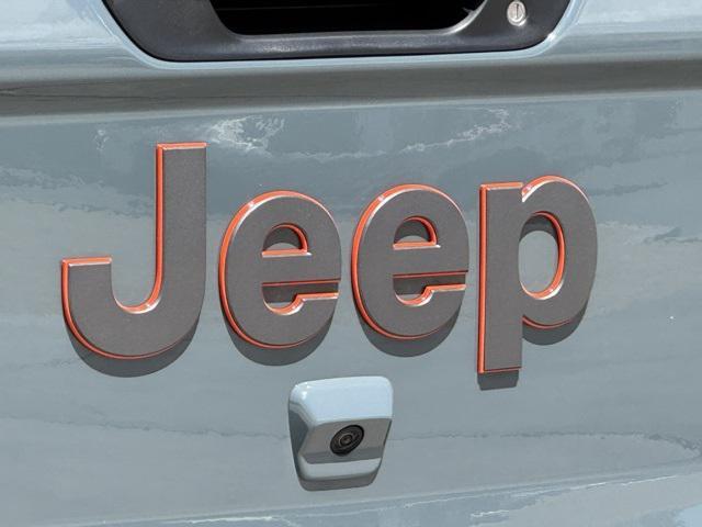 new 2025 Jeep Gladiator car, priced at $55,433