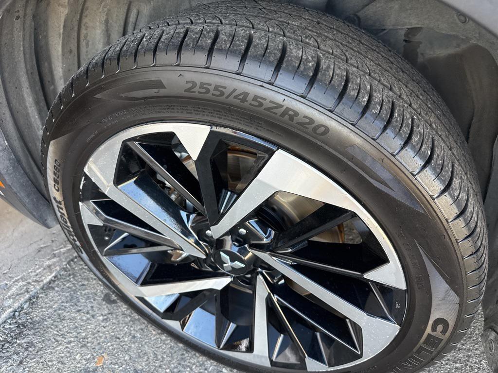 used 2023 Mitsubishi Outlander PHEV car, priced at $27,000