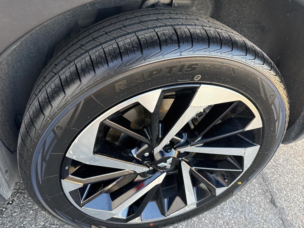 used 2023 Mitsubishi Outlander PHEV car, priced at $27,000