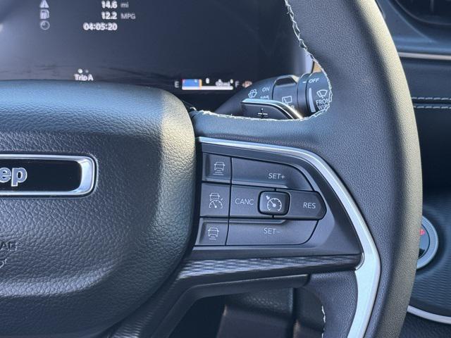 new 2025 Jeep Grand Cherokee car, priced at $42,709