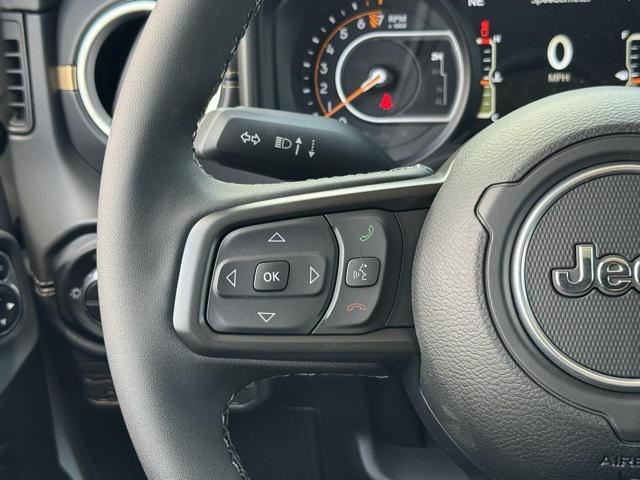 new 2025 Jeep Gladiator car, priced at $44,855