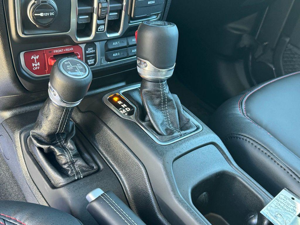 new 2026 Jeep Gladiator car, priced at $63,240