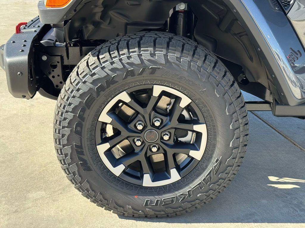 new 2026 Jeep Gladiator car, priced at $63,240