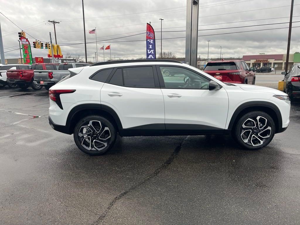 new 2025 Chevrolet Trax car, priced at $27,085