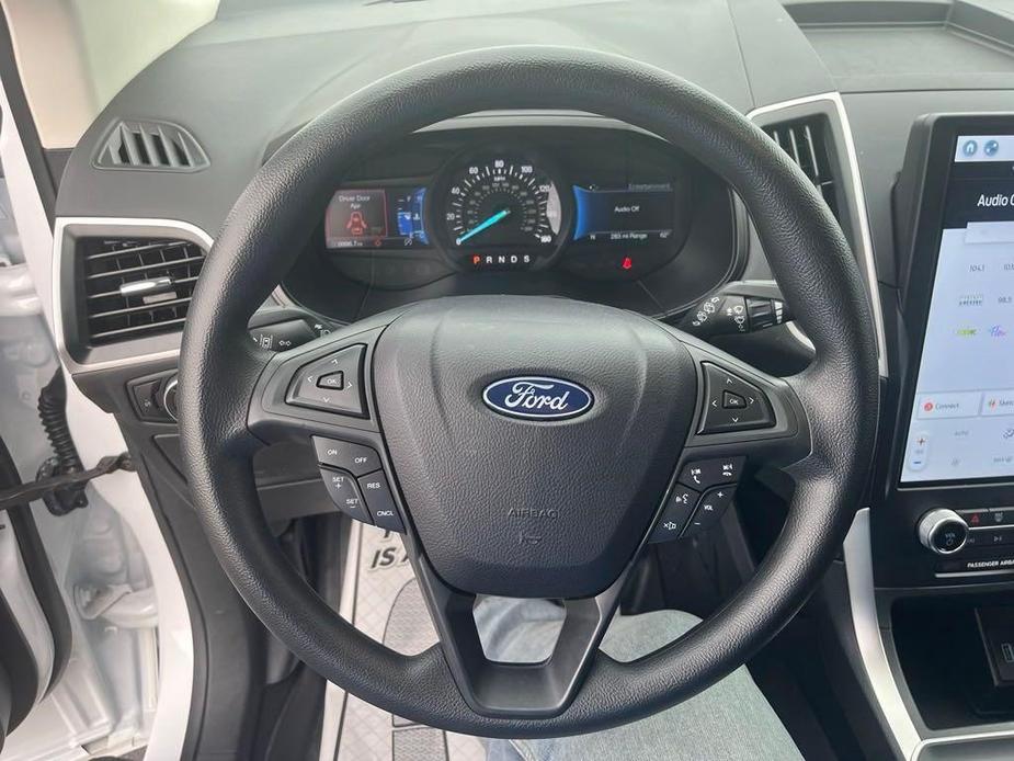 used 2024 Ford Edge car, priced at $32,000