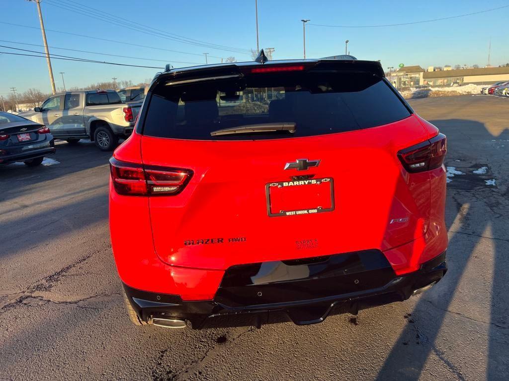 new 2025 Chevrolet Blazer car