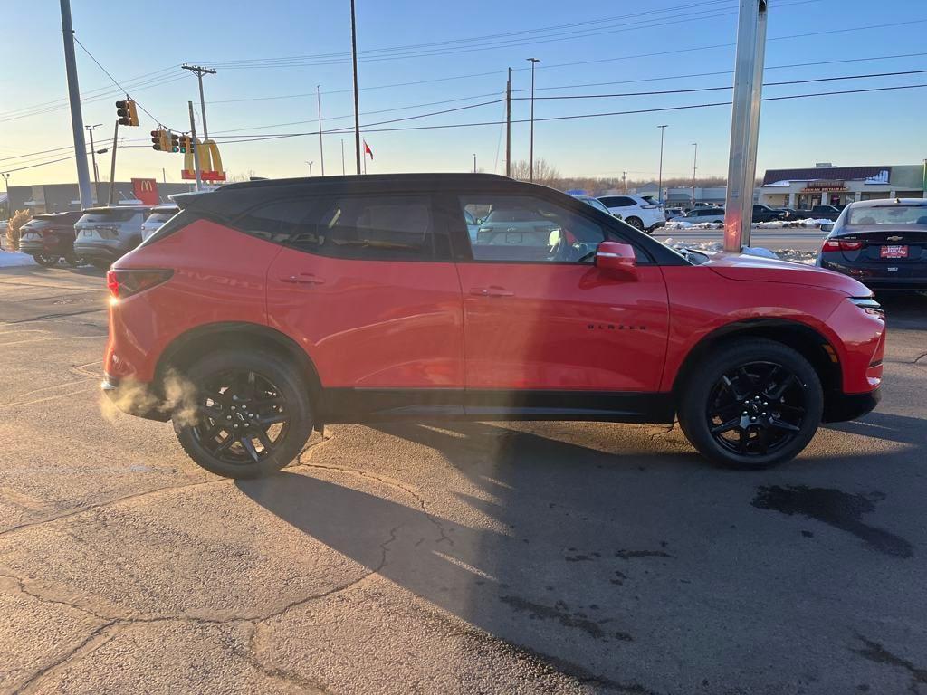 new 2025 Chevrolet Blazer car