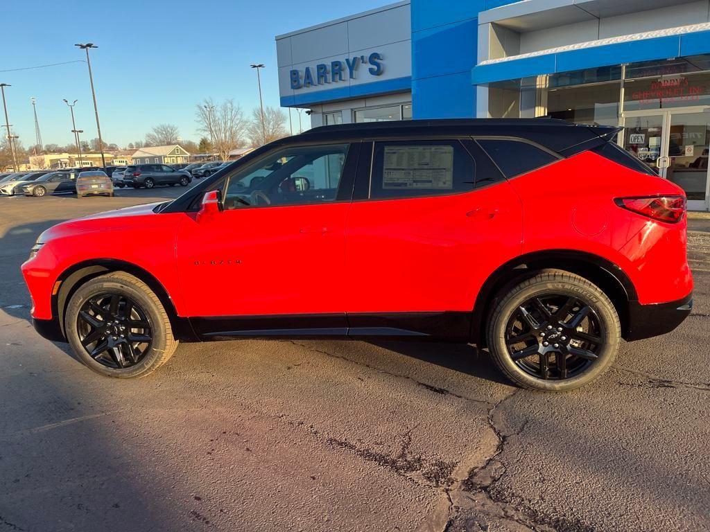 new 2025 Chevrolet Blazer car