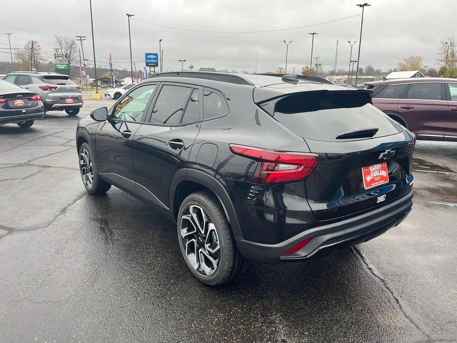 new 2025 Chevrolet Trax car