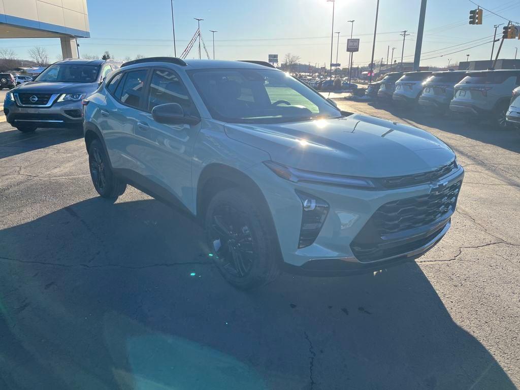 new 2025 Chevrolet Trax car