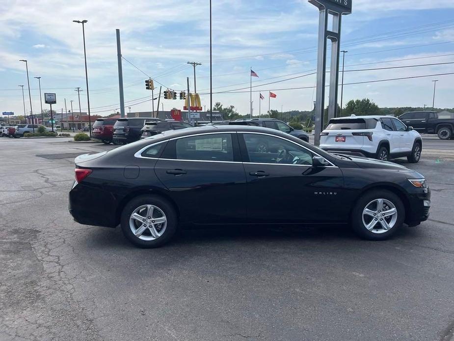 new 2025 Chevrolet Malibu car, priced at $24,999