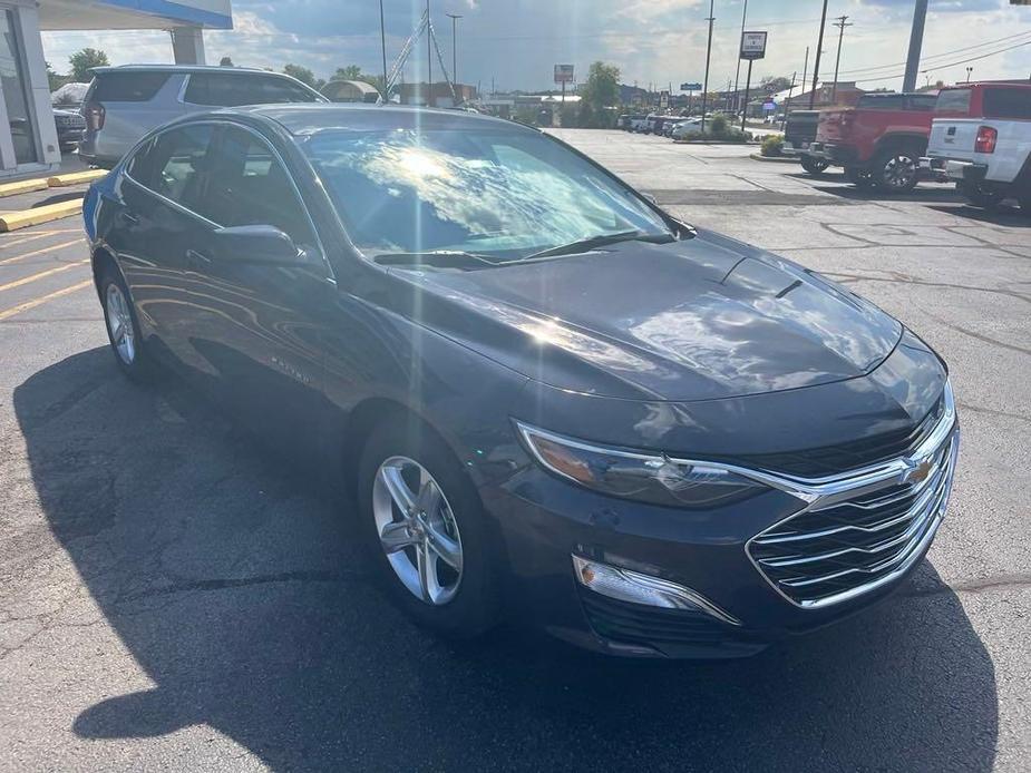 new 2025 Chevrolet Malibu car, priced at $26,999