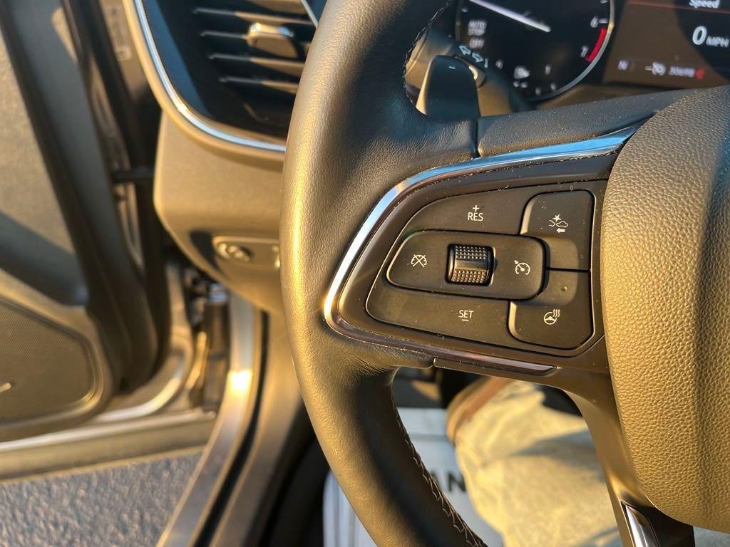 used 2022 Buick Envision car, priced at $23,000