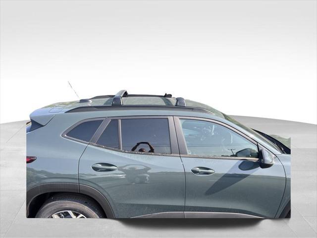 new 2025 Chevrolet Trax car