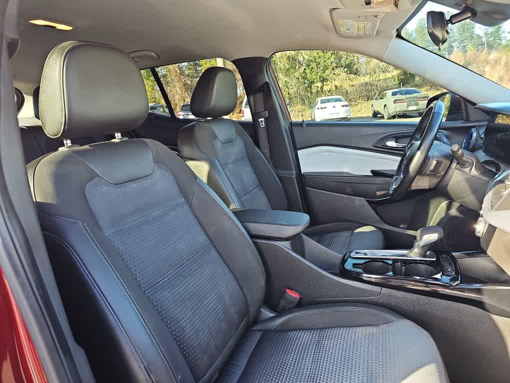 used 2025 Chevrolet Trax car, priced at $20,722