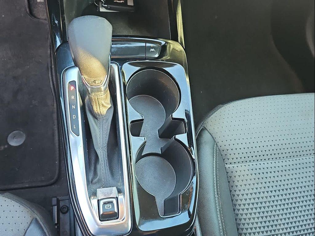 used 2025 Chevrolet Trax car, priced at $20,722