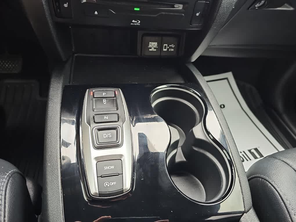 used 2022 Honda Pilot car, priced at $27,988