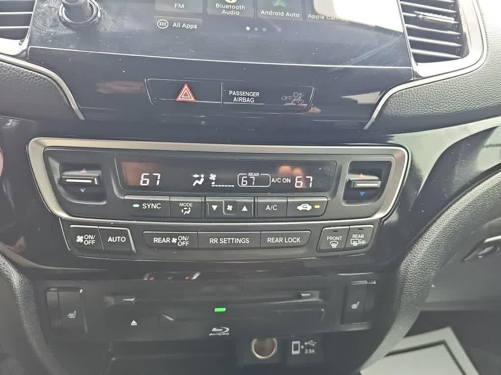 used 2022 Honda Pilot car, priced at $27,988