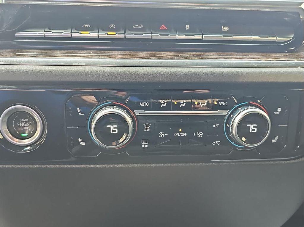 used 2023 GMC Sierra 1500 car, priced at $33,788