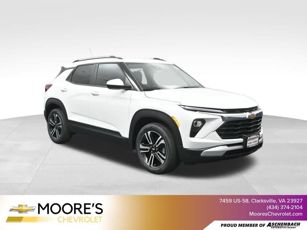 new 2025 Chevrolet TrailBlazer car, priced at $27,221