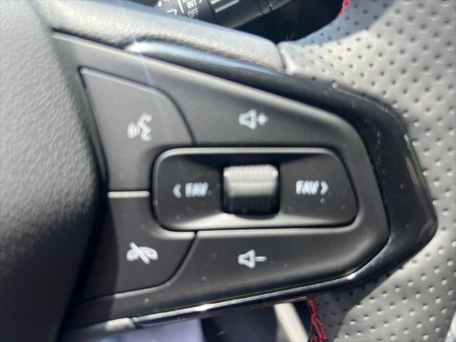 new 2025 Chevrolet Trax car