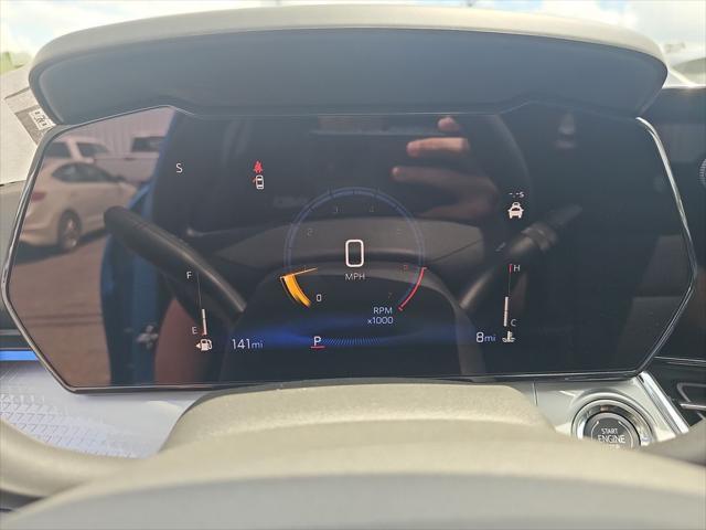 new 2025 Chevrolet Trax car