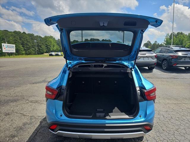 new 2025 Chevrolet Trax car