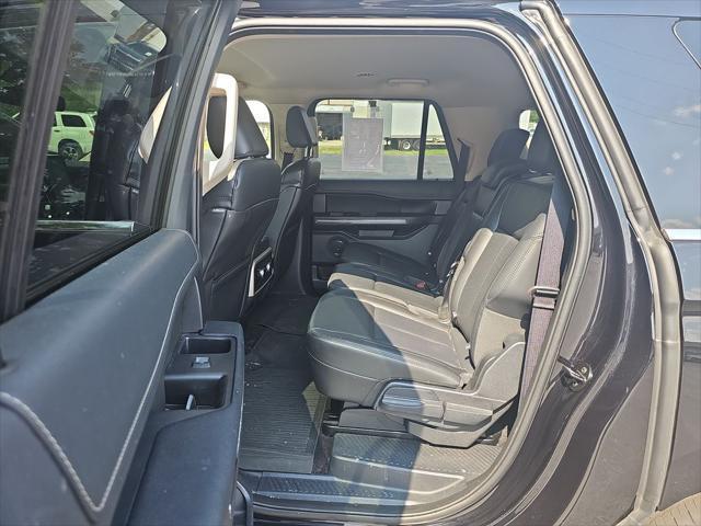 used 2022 Ford Expedition Max car, priced at $44,999