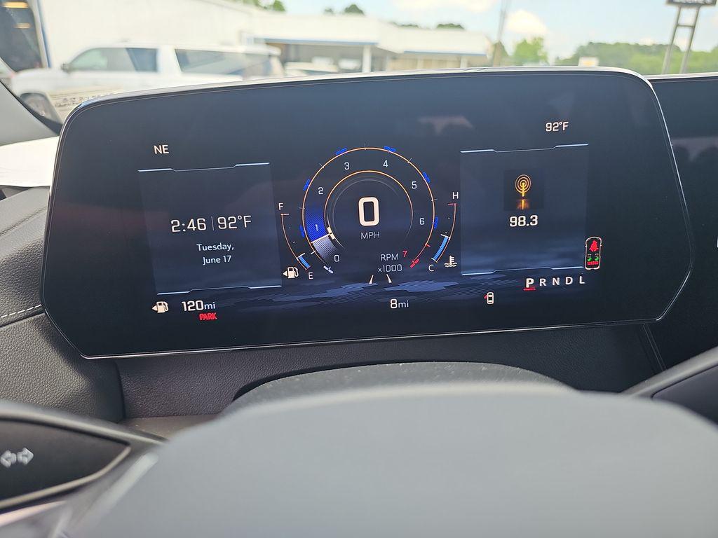 new 2025 Chevrolet Traverse car